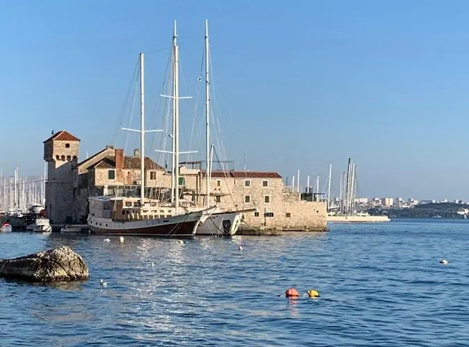 New Summer * Kastela